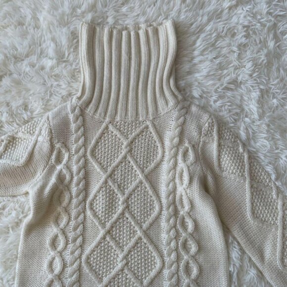 Viory Fisherman Style Cable Knit Sweater Turtleneck - Picture 5 of 5